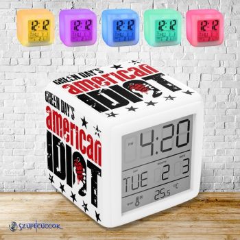   Green Day - American Idiot album színváltós világító ébresztő óra